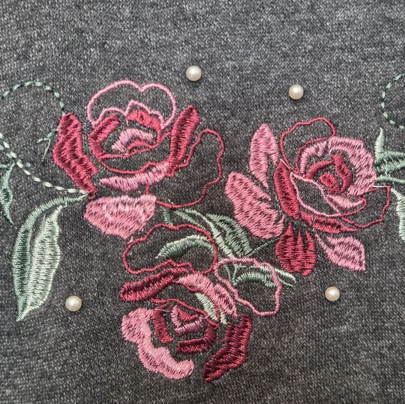 Feathers Dark Gray Floral Women's Sweater - Picture 10 of 13